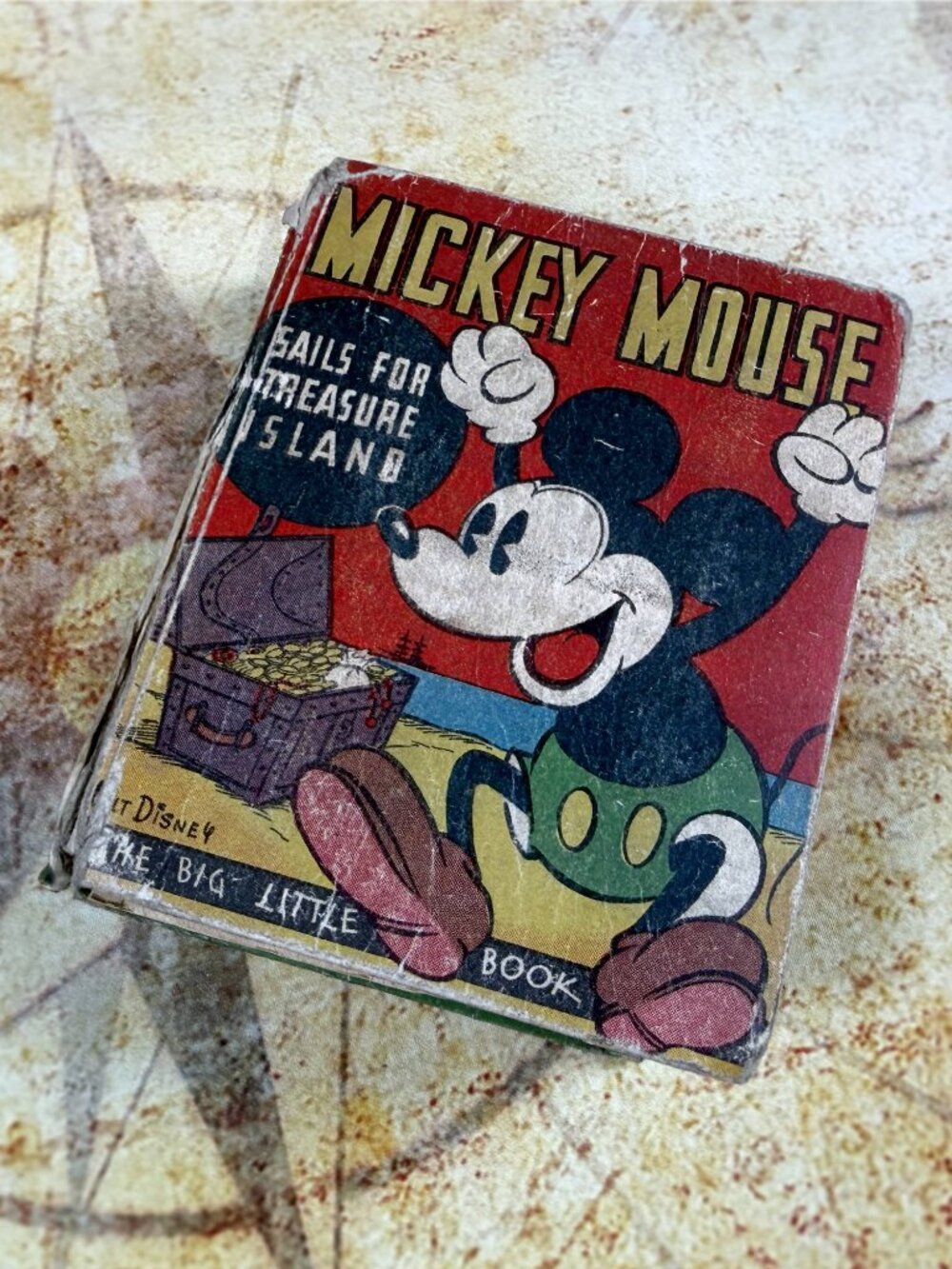 Walt Disney's Mickey Mouse Sails for Treasure Island - Big Little Book #750 1933 - Picture 1 of 14